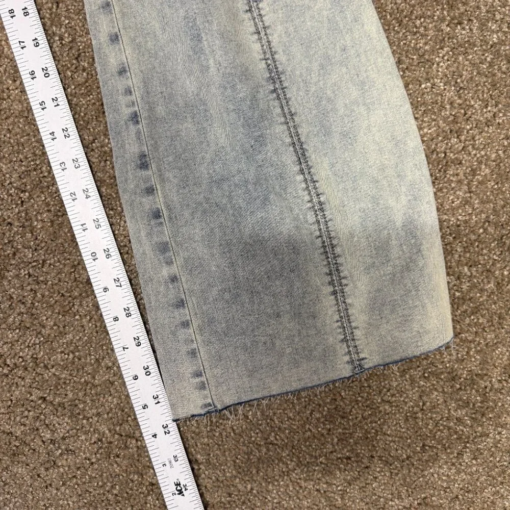 We The Free Crvy Flared Leg Jeans Womens 34 Light Blue Cotton Stretch Frayed Hem - Picture 11 of 16